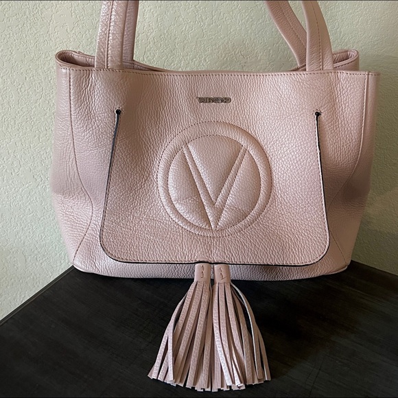 Gorgeous Valentino Purse ❤️ - Picture 2 of 7